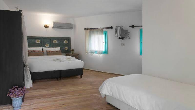 Madam Eleni Hotel Tenedos Buitenkant foto
