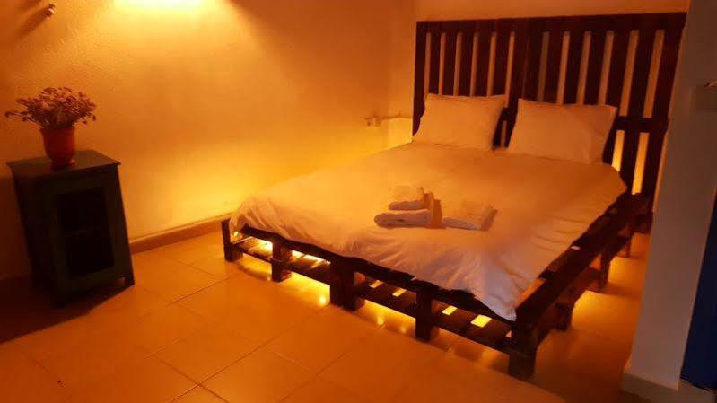 Madam Eleni Hotel Tenedos Buitenkant foto